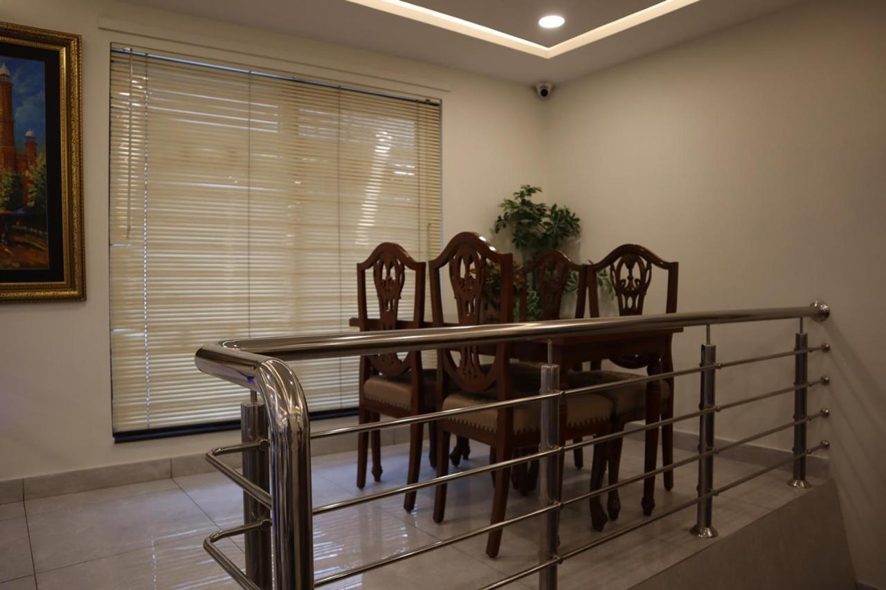 Hayyat Luxury Hotel Suites Λαχόρη Εξωτερικό φωτογραφία