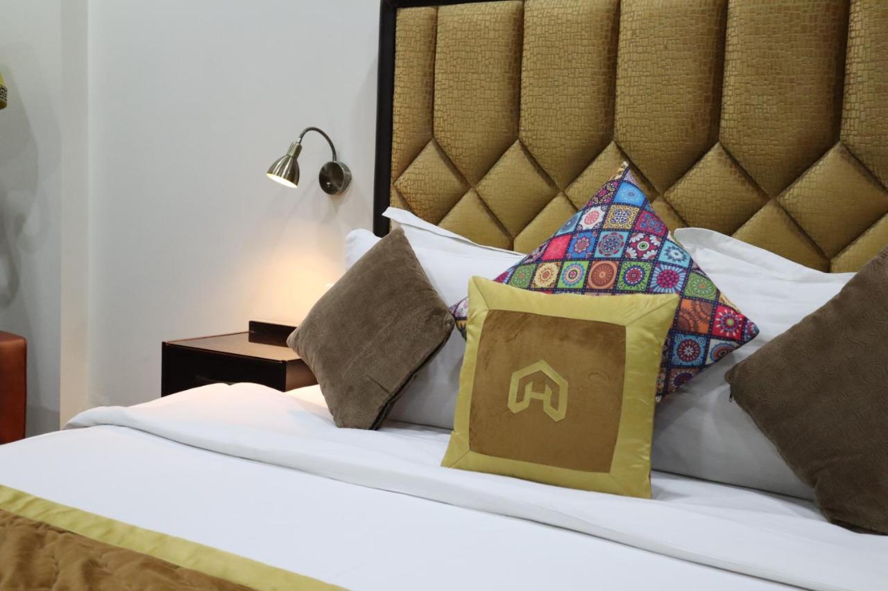 Hayyat Luxury Hotel Suites Λαχόρη Εξωτερικό φωτογραφία