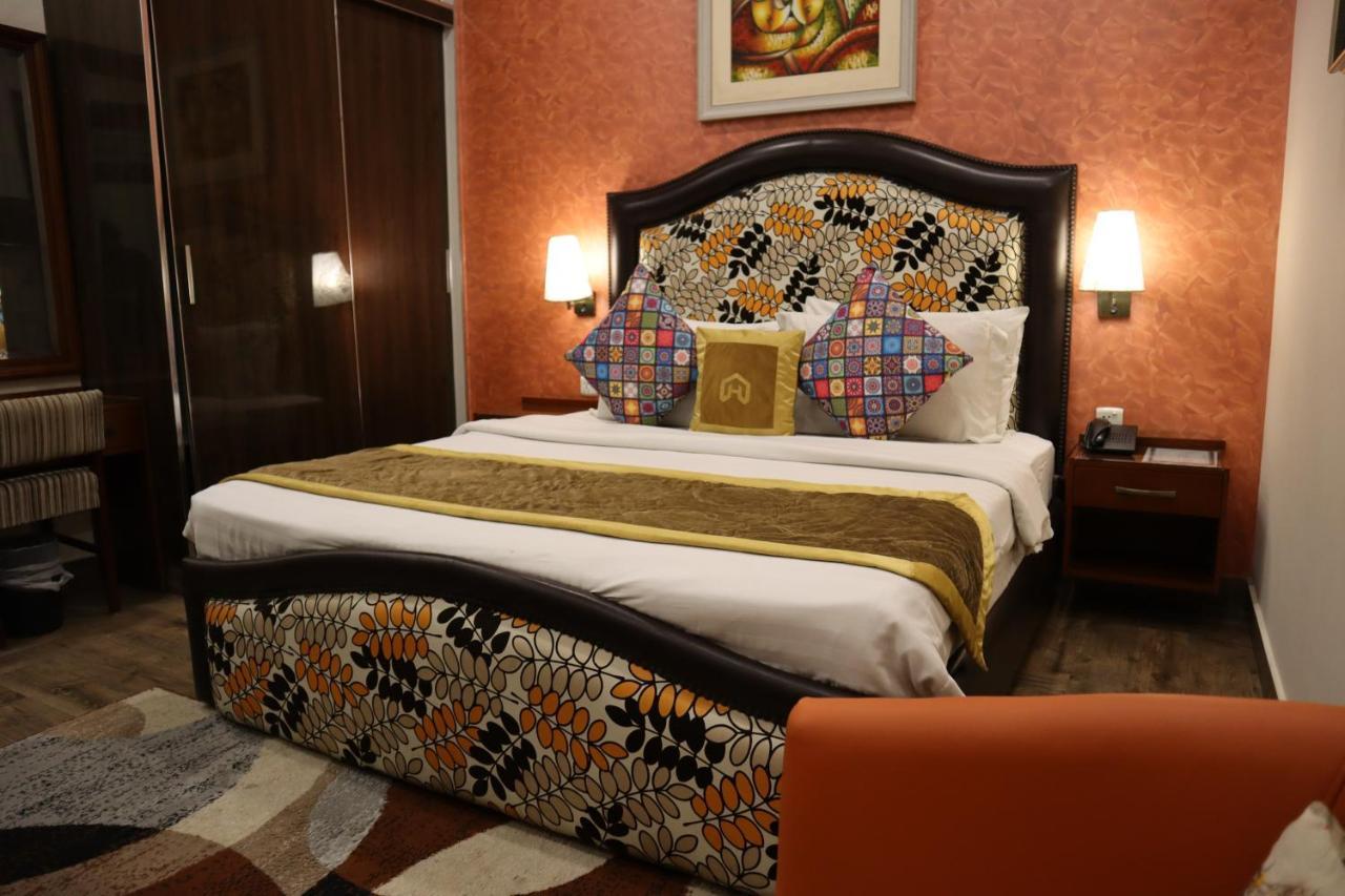 Hayyat Luxury Hotel Suites Λαχόρη Εξωτερικό φωτογραφία